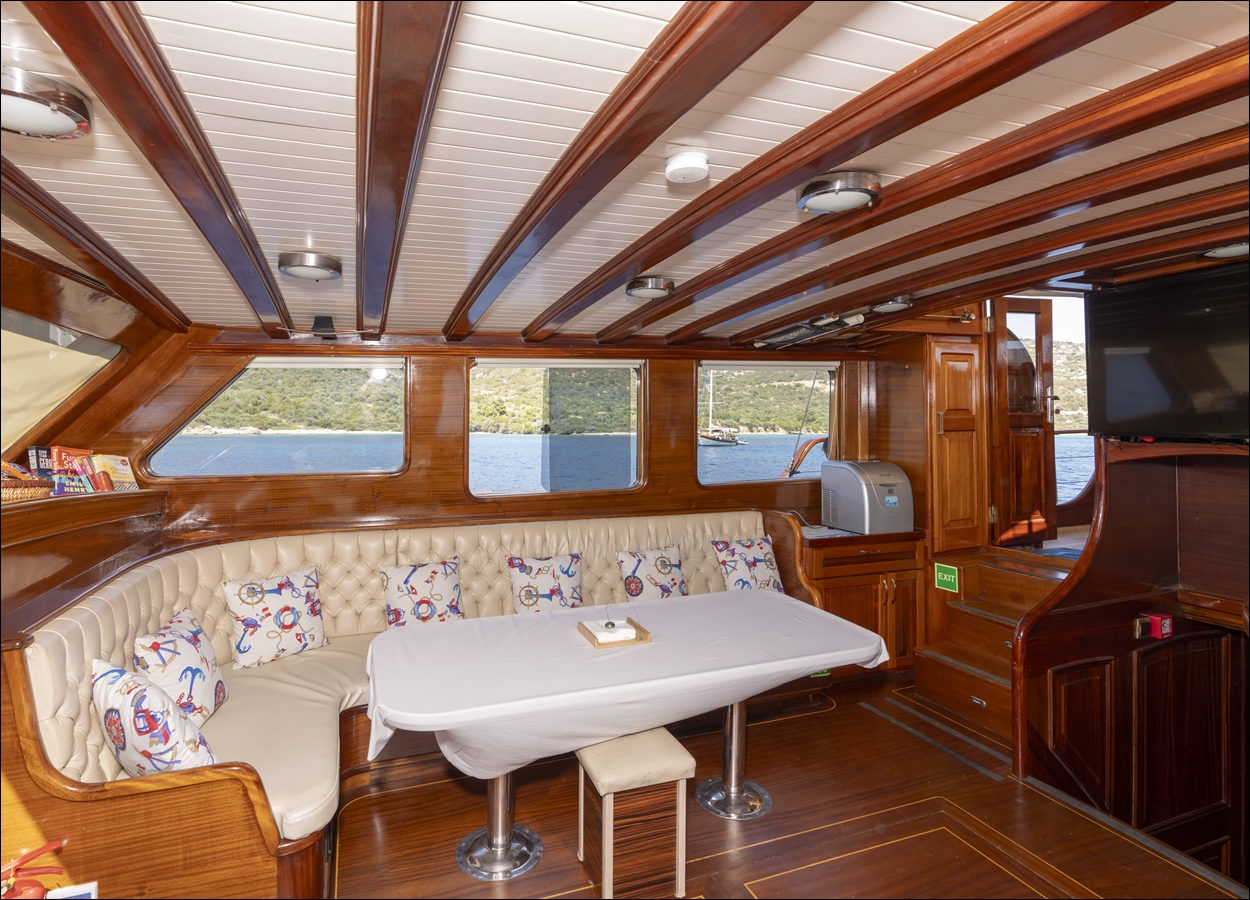 FURKAN III -DORİS ( LUX YACHT)